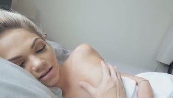 Lisa Ann Lesbian Porn